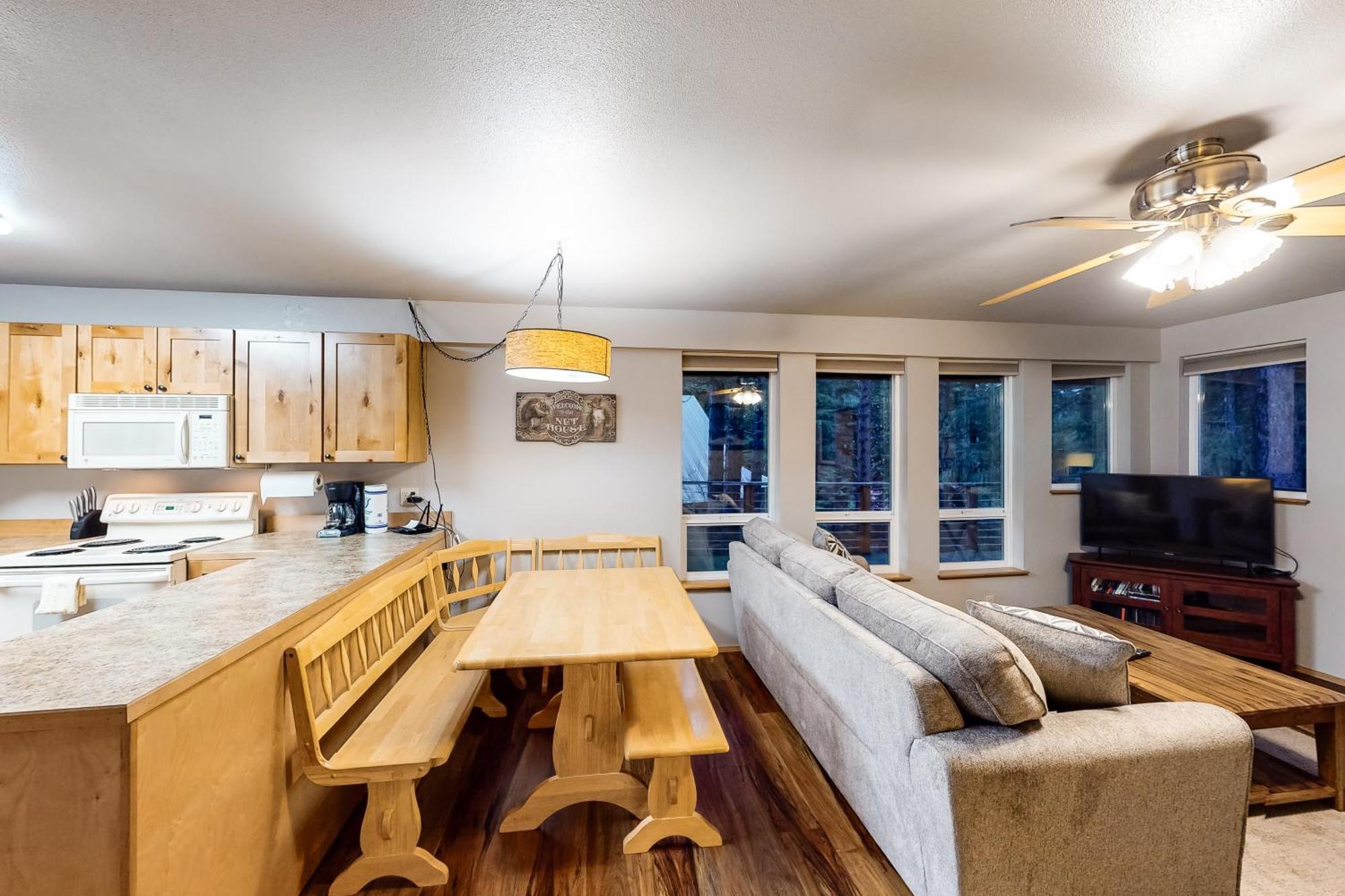 Towering Pines Cabin & Game Room 레번워스 객실 사진