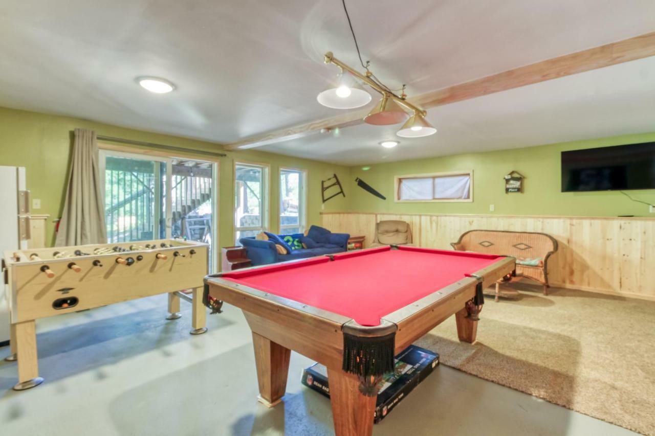 Towering Pines Cabin & Game Room 레번워스 외부 사진